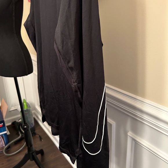 NWT Nike Pro Dri Fit Shirt Size XL - Picture 2 of 5